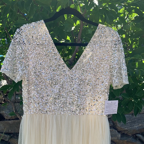 Maya Deluxe Wedding/Party Dress - Picture 2 of 6